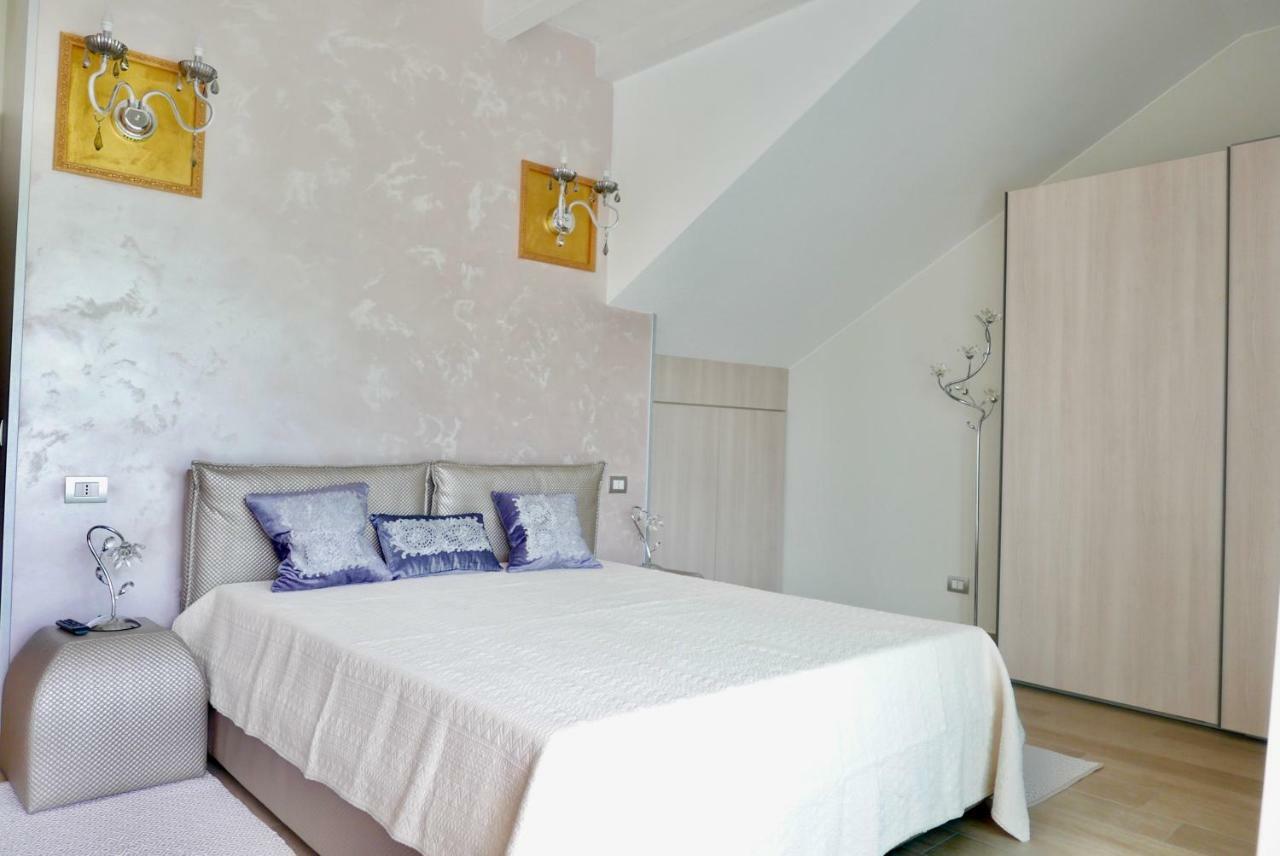 Phoenix Garda Hills Сирмионе Екстериор снимка
