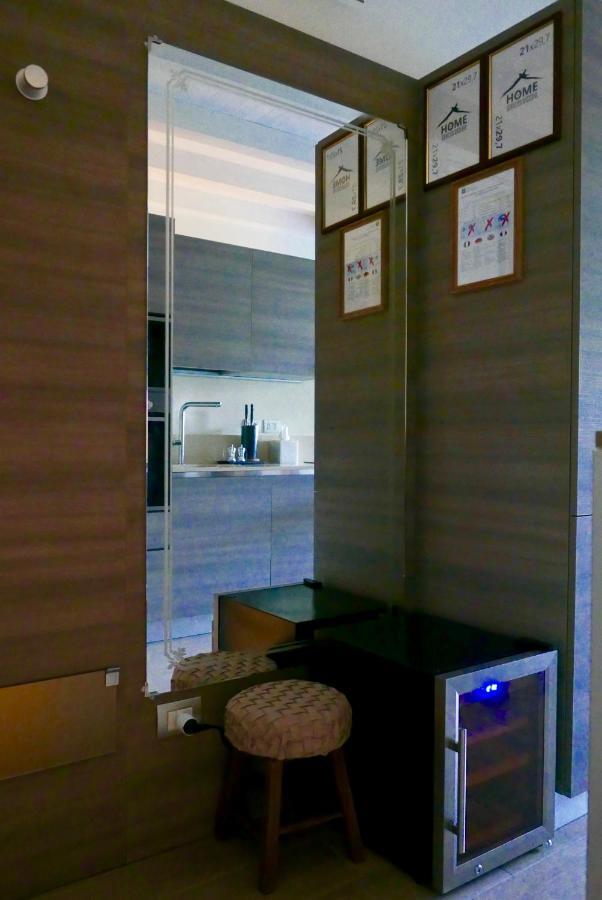 Phoenix Garda Hills Сирмионе Екстериор снимка